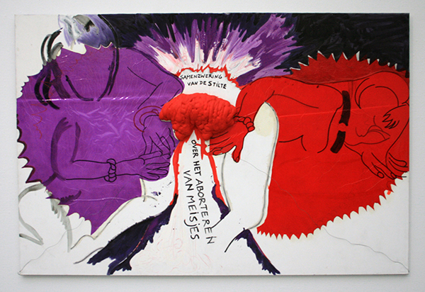 2004 - Charlotte Schleiffert - Over het Aborteren van Meisjes - Folie, acrylverf, purschuim, staaldraad, lijm en textiel