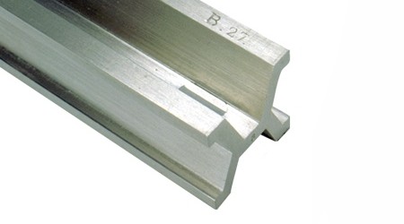 Inmiddels is de expositie bij ASCHENBACH & HOFLAND voorbij maar het leek ons toch een goed idee om er hier even aandacht aan te besteden.  Vooral met het oog op [&hellip;]