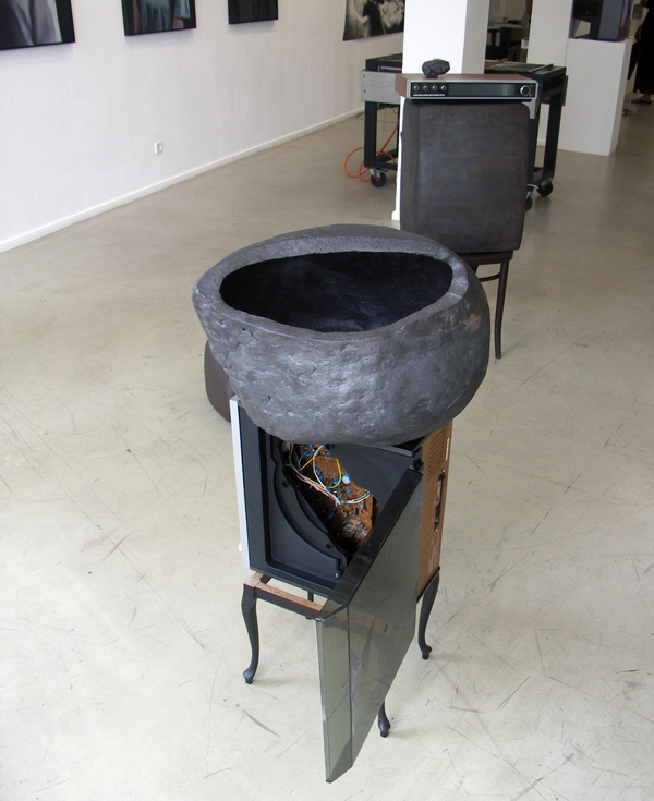 Ruta Butkute - Heritage I en II - Diverse materialen en afmetingen Ruta Butkute - Heritage I en II - Diverse materialen en afmetingen