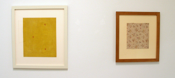 No title (Three devils on yellos) en (devil wallpaper) - inkt op papier en zeefdruk op papier No title (Three devils on yellos) en (devil wallpaper) - inkt op papier en zeefdruk op papier