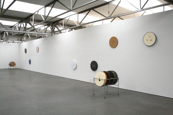 No title (disc cart 2) (disc cart 3) No title (disc cart 2) (disc cart 3)