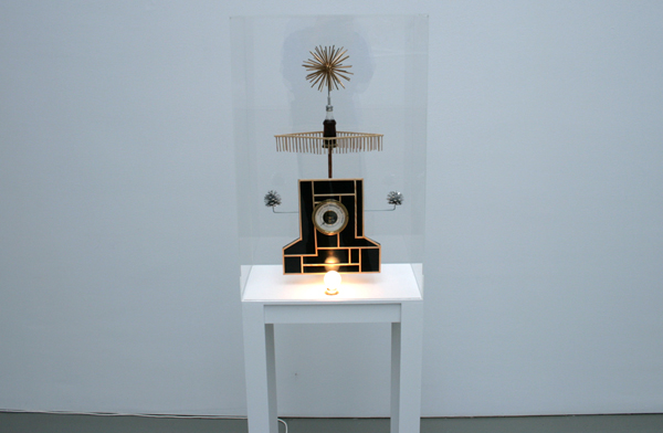 Bjorn Dahlem - M - 160x47x27cm Diverse materialen Bjorn Dahlem - M - 160x47x27cm Diverse materialen