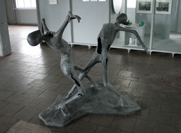 Atelier van Lieshout - 2 Grey Man Atelier van Lieshout - 2 Grey Man