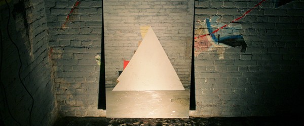 Stel, je bent een lekker lopende tentoonstellingsruimte. Goede tentoonstellingen en er is regelmatig wat te doen. Daarbij zit je om de hoek van een groot treinstation dus publiek is ook [&hellip;]