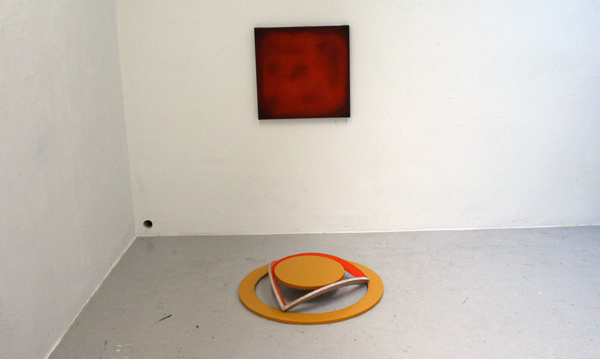 Het gat in de muur werkt samen met het werk van Sindbert wat vervolgens weer richting dat van Bouchez wijst Het gat in de muur werkt samen met het werk van Sindbert wat vervolgens weer richting dat van Bouchez wijst