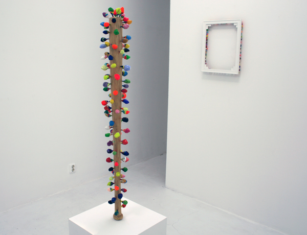 Sander Reijgers - 'kunst hoort aan een spijker' Sander Reijgers - 'kunst hoort aan een spijker'