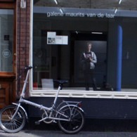 Tekeningen zijn hip. Niet alleen was er een flinke verzameling in Schiedam onlangs, maar eerder al in Utrecht. Bijna iedere galerie heeft inmiddels minimaal 1 kunstenaar die “tekeningen” maakt. De [&hellip;]