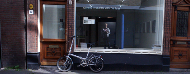 Tekeningen zijn hip. Niet alleen was er een flinke verzameling in Schiedam onlangs, maar eerder al in Utrecht. Bijna iedere galerie heeft inmiddels minimaal 1 kunstenaar die “tekeningen” maakt. De [&hellip;]