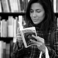 Al een poosje had ik deze tekst ergens op mijn bureaublad slingeren, maar eindelijk heb ik m dan toch gelezen. Als ‘criticus’ maar ook als kunstenaar een goede vraag, heeft [&hellip;]