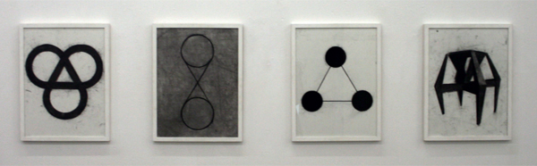 Dragan Prgomelja - Onbekende titels - Houtskool op papier Dragan Prgomelja - Onbekende titels - Houtskool op papier