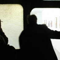 Nooit heb ik er een geheim van gemaakt Folkert de Jong (1972) niet zo spannend te vinden. Inhoudelijk was het de laatste tijd nogal slapjes en iedere keer dat materiaal; [&hellip;]