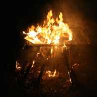 Vanavond was de afsluiting van Decemberlicht #3 te Argument te Tilburg. Het concept was kort gezegd het volgende; kunstenaars stuurden werk in, daarop kon worden geboden voor een prijs “pay [&hellip;]