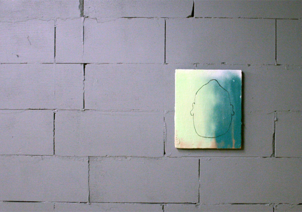 Oliver Rafferty - Upside-down Head - Olieverf, spuitbus en marker op paneel Oliver Rafferty - Upside-down Head - Olieverf, spuitbus en marker op paneel