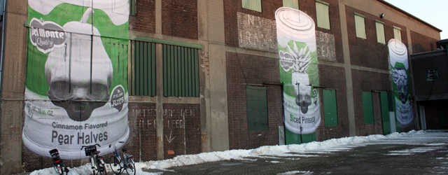 Naast een prachtige tentoonstelling, is RAW Art Fair vooral een beurs. Omdat ArtRotterdam de toegang voor vooral jongere galeriën wel erg lastig maakte, vond Bob Smit het tijd om zelf [&hellip;]