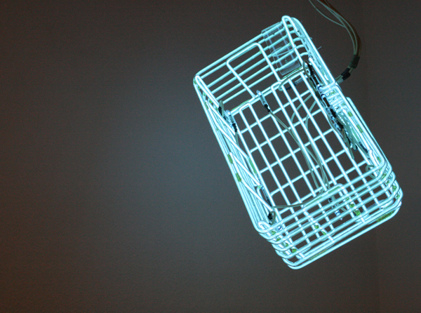 Huub van der Loo - Zonder Titel - 45x60x60cm Neonbuizen Huub van der Loo - Zonder Titel - 45x60x60cm Neonbuizen