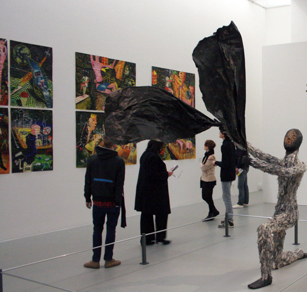 Henk Visch - Zwarte Man - Hout, veren en papier Henk Visch - Zwarte Man - Hout, veren en papier