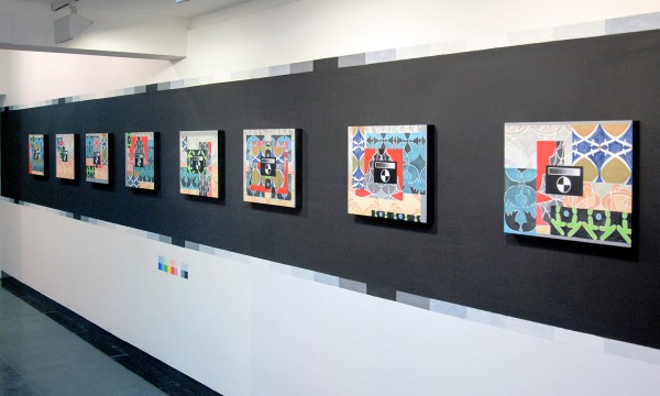 Navine G Khan-Dossos - Cascades I-VIII - elk 40x50cm, Gouache op paneel