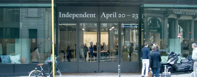 Twee dagen geleden, de dag voordat ArtBrussels opende, opende Independent. In tegenstelling tot normale satellietbeurzen is de prestige waarmee Independent is opgezet niet minder dan de hoofdbeurs. Ondanks dat Art [&hellip;]