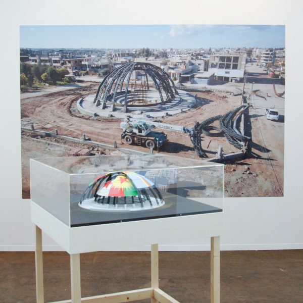 Laveronica - Jonas Staal