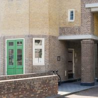 In 1961 maakte Piero Manzoni de blikjes waarop staat Merda d’artista. Of Manzoni daadwerkelijk 90 blikjes vulde met zijn eigen poep is tot op heden nog altijd niet bekend. Als alles [&hellip;]