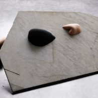 De Rietveld was doorgaans niet de meest spannende academie. Veel leek een herhalingsoefening te zijn van iets dat we vijf jaar eerder ook al zagen. In Amsterdam onthaald als revolutionair [&hellip;]