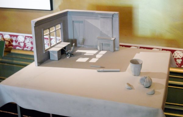 Hans op de Beeck - Still Life (5) - Synthetisch Gips, staal en hout, 2010