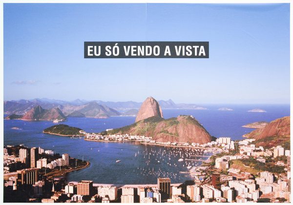 Marcos Chaves - Eu so vendo a vista (ik verkoop of zie enkel het uitzicht) - 186x250cm C-print