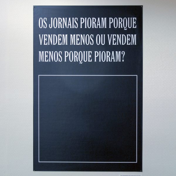 Poro (Brigida Campbell & Marcelo Terca Nada) - Por outras practicas e espiacialidades (For Other Practices and Spatialities) - 100x70cm Zeefdrukposters (Do newspapers get worse because they sell less or do they sell less because they have gotten worse?)