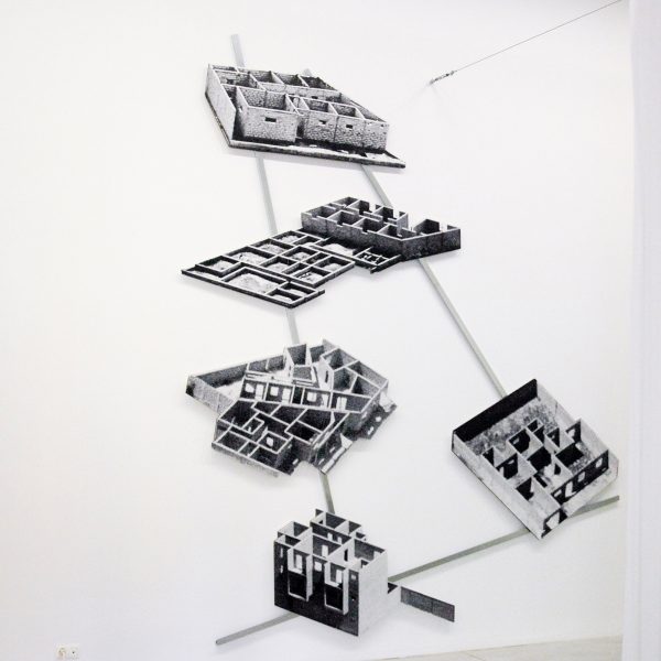 Aglaia Konrad - Dakar Cuts - UV print op honingraatkarton, 2001, 2006