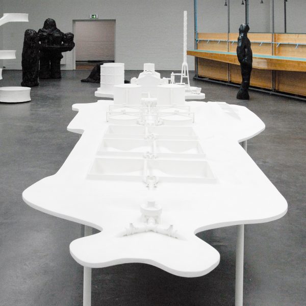 Atelier van Lieshout - Powerplant - Glasvezel