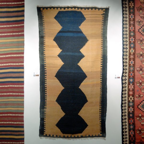 N Vrouyr - Kilim Bidjar