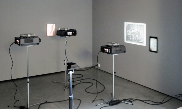 Antonis Pittas - Hands On - 240 dia's, Diaprojectie-installatie