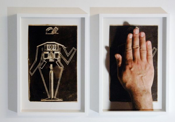 Antonis Pittas - Uniform with and without - 20x29cm Foto op museumpapier