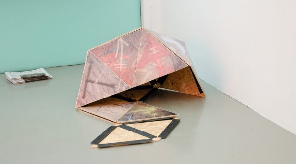 Chaim van Luit - Icosaeder (water) - Posters op vouwmodel