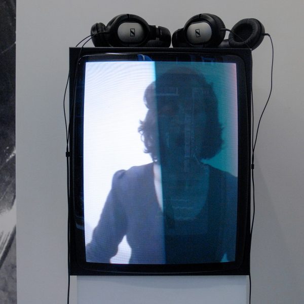 Dina Danish - Practicing Foreign Languages - 2,36minuten Video met geluid