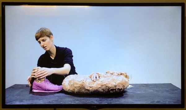 Hedwig Houben - The Hans, The Eye, It and the Foot - Video