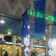 De laatste paar edities van Rotterdam Contemporary wisten niet echt te overtuigen in de Cruise Terminal. Er leek te veel uitverkoop te zijn, volgepropte standjes met vooral heel geruststellende tot sentimentele [&hellip;]