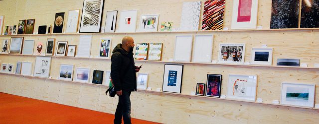 We Like Art is terug! Vorige editie waren ze helaas niet aanwezig maar dit jaar wel weer. Eigenlijk staat het altijd garant voor vondsten van zowel bekende als minder bekende kunstenaars [&hellip;]