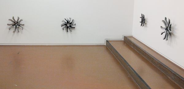 Neue Alte Brucke - Yngve Holen