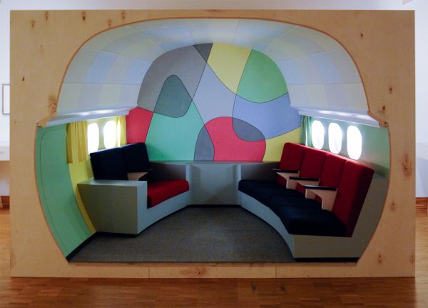 Gerriet Rietveld - reconstructie ontwerp Lockheed Electra, 1957, gerealiseerd in 2017 door Erwin Kwant