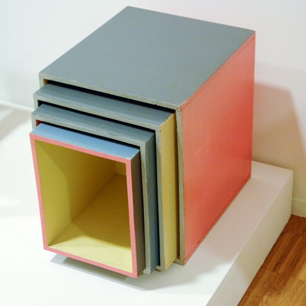 Gerrit Rietveld - Vier bijzettafeltjes - Multiplex, 1953