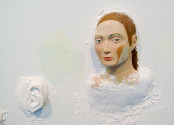 Femmy Otten - One Year in Ten #2 - Muurschildering, grafietpotlood, hout, acrylverf, gips, epoxy en papier (detail)