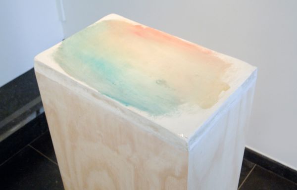 Femmy Otten - Water Poem #1 0 Gips, hout, olieverf en epoxy op sokkel