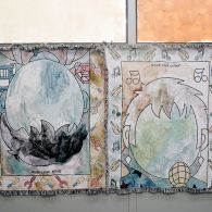 De Rietveld is dan weliswaar gesitueerd in het hartje van het kunstcentrum van Nederland, maar kwalitatief was de academie een schimmige achterbuurt de afgelopen jaren . Ondanks de enorme (inter)nationale [&hellip;]