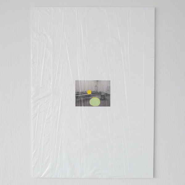 Francis Denys - Onbekende titel, installatie met pannekoeken