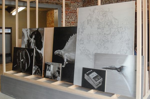 Niek Hendrix - Cabinet (The Vessel, Van stof tot Asse version) - 275x270x100cm, Olieverf en potlood op panelen in houten kabinet