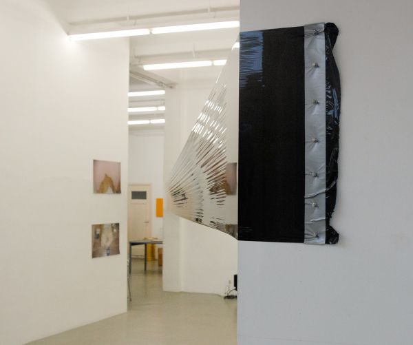 Francois Dey - Zonder titel - Plastic folie installatie