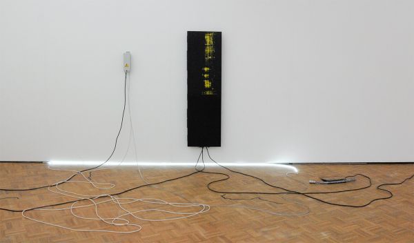 Saskia Noor van Imhoff - # +31,00 1 (1. Fairly soft, very heavy, semi-hard (3-3, 5), ductile, malleable, hackly fracture (can be stretched with a fingernail), Opaque with metallic lustre. Very thin sheets are translucent, letting through weak, greenish light. Dissolves easily, leaving the solution pale-blue.)