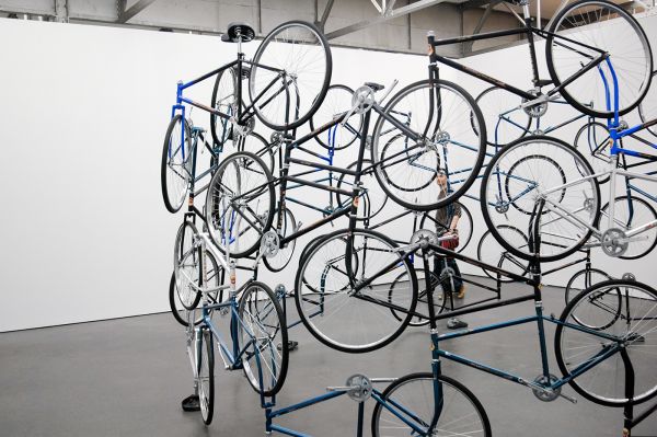 Ai Weiwei - Forever - 42 fietsen