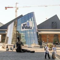 Gisteren opende ArtBrussels haar deuren weer. Het was er warm, het was er druk en zo hier en daar doken de eerste rode stipjes op… Bij afgelopen edities was ArtBrussels [&hellip;]